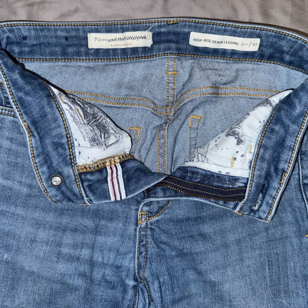Pilcro by Anthropologie High Rise Legging Jeans Size 27 Light Wash - Picture 3 of 5